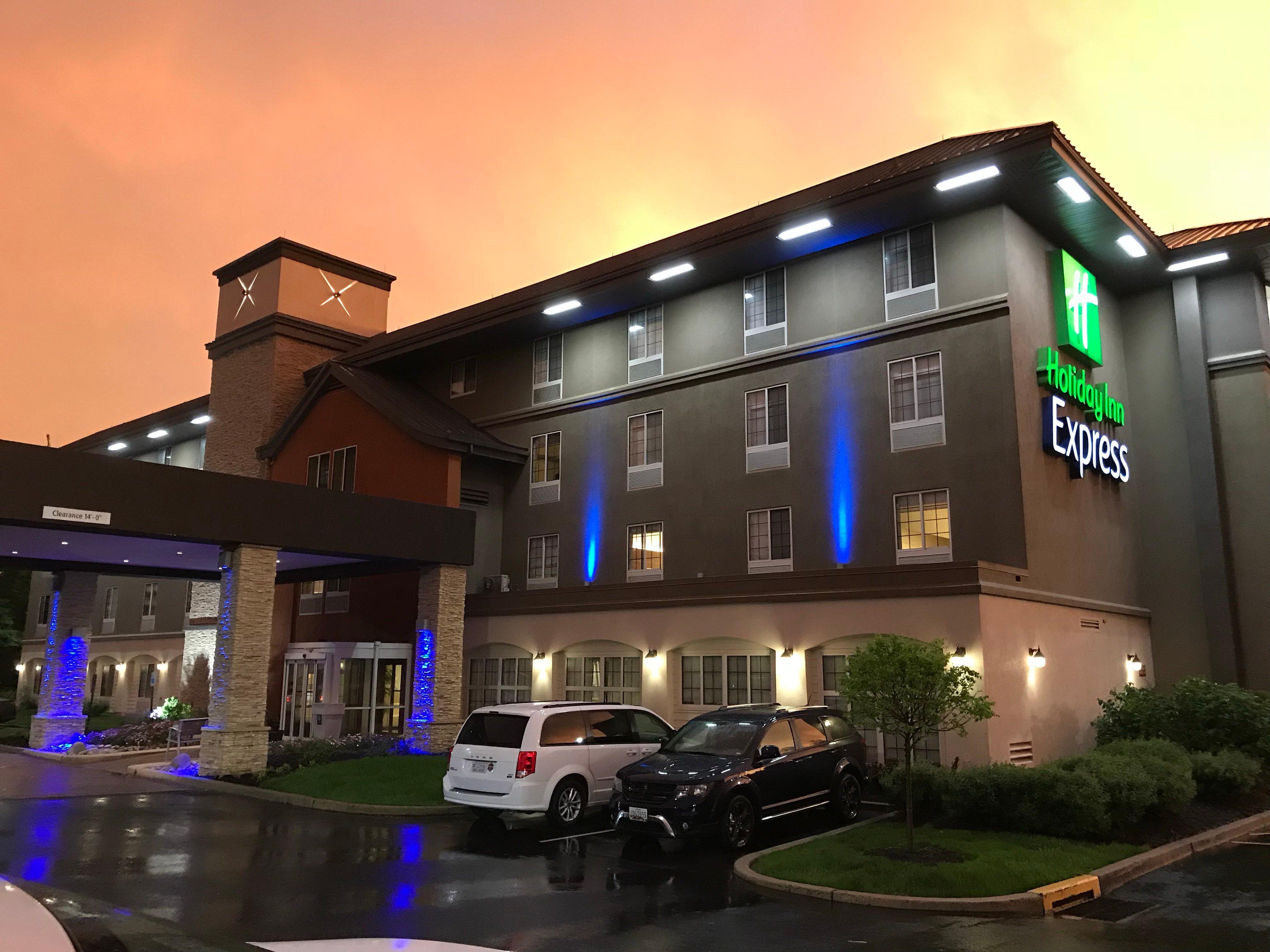 Holiday Inn Express Philadelphia Ne - Langhorne By Ihg Exteriör bild