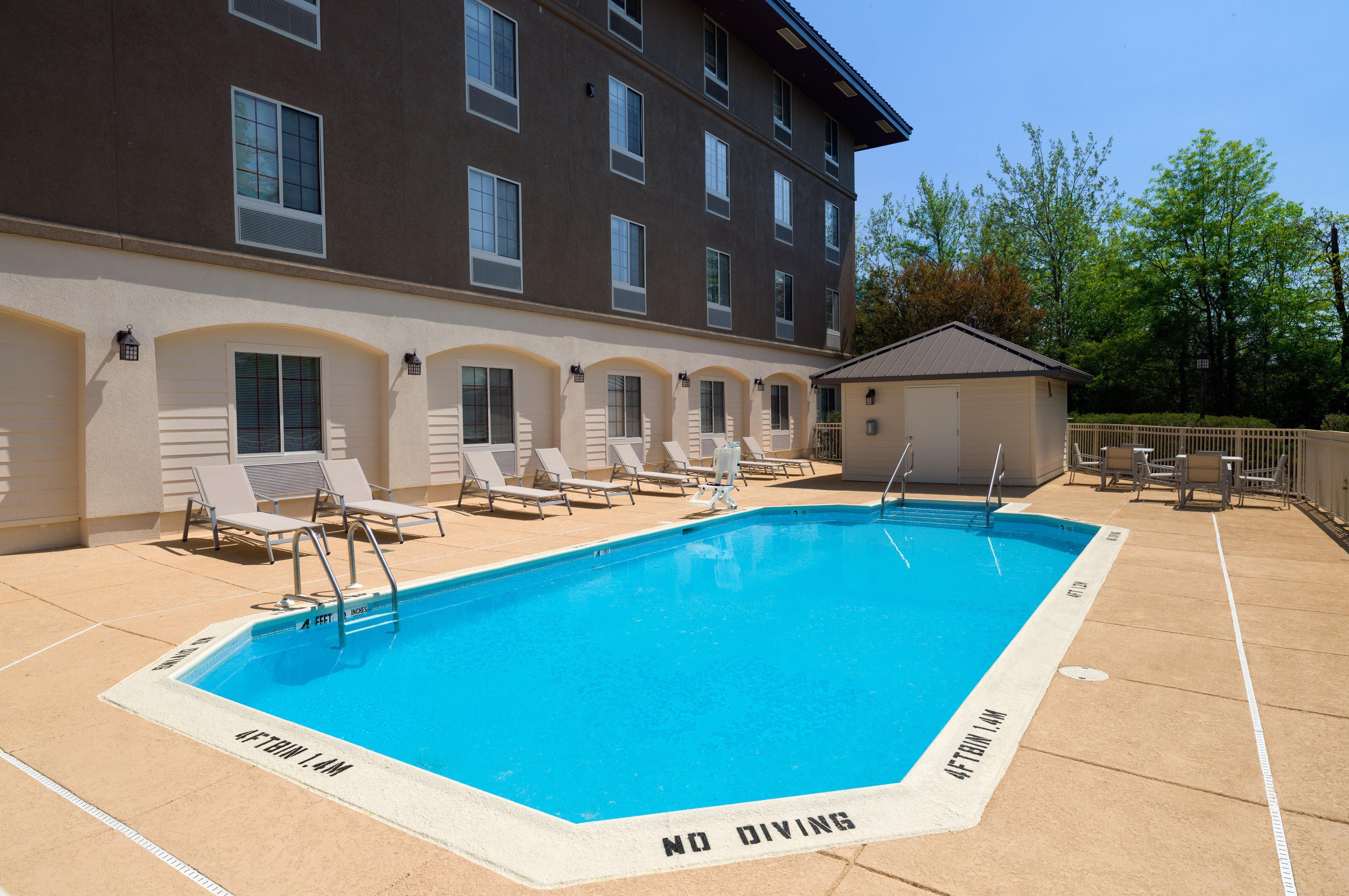 Holiday Inn Express Philadelphia Ne - Langhorne By Ihg Exteriör bild