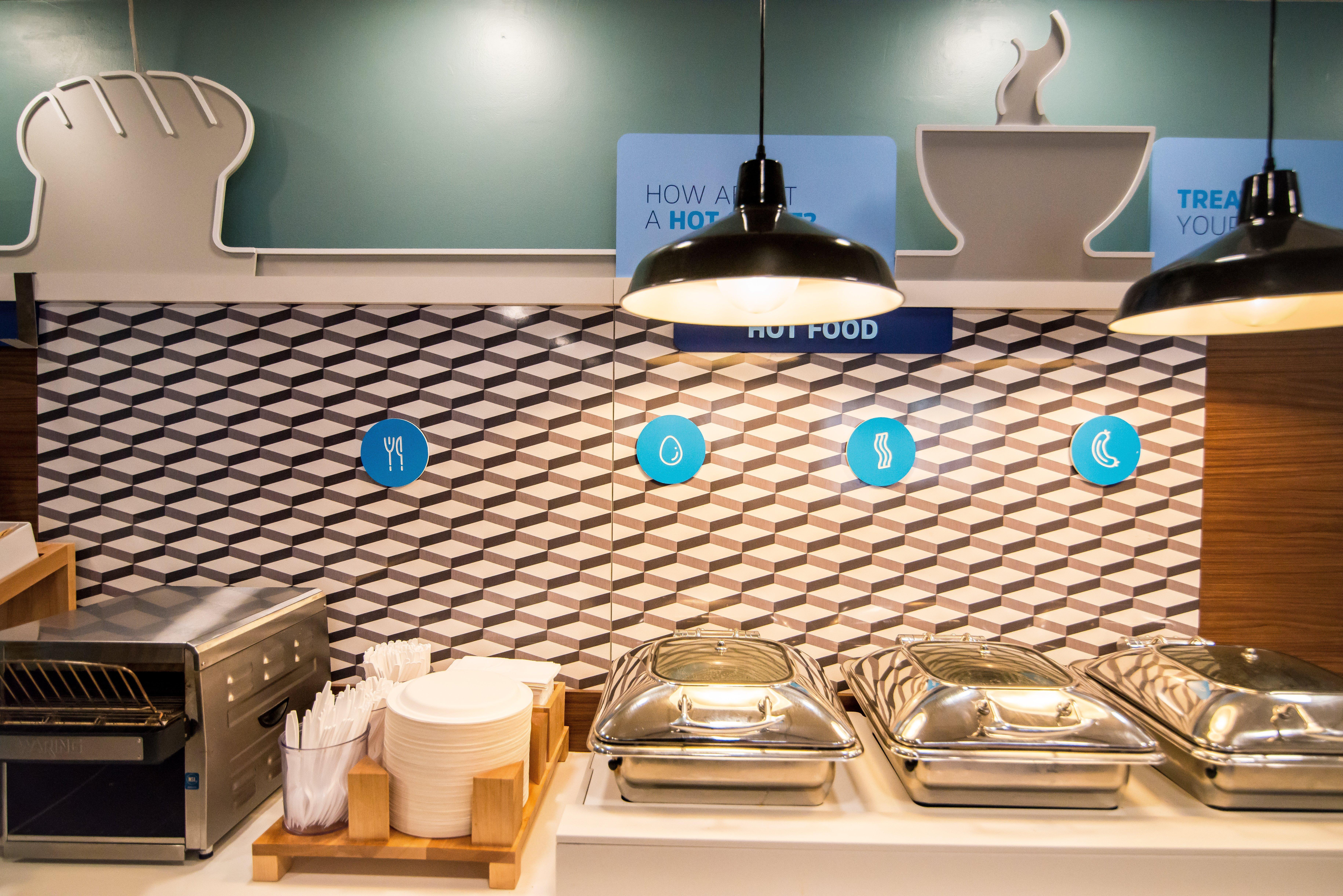 Holiday Inn Express Philadelphia Ne - Langhorne By Ihg Exteriör bild